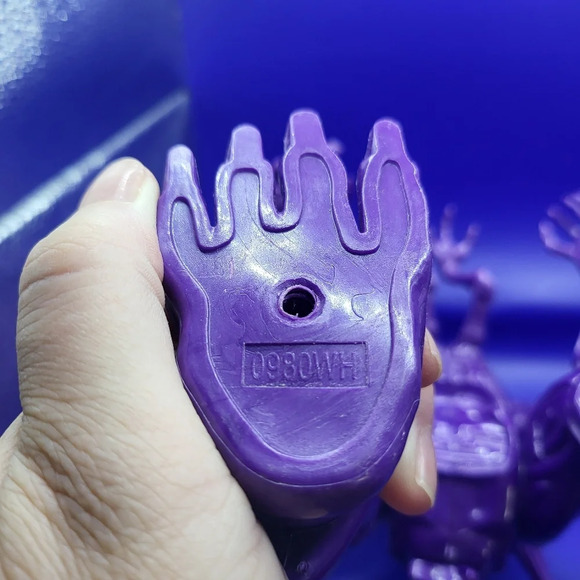 Alien Queen Xenomorph Giant Poseable 12 inch Purple 2019 Lanard 14 Moving Parts - Picture 8 of 10